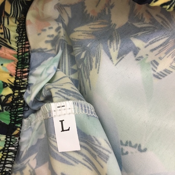 New Hawaiian Print Beach Shorts sz L - Picture 5 of 5